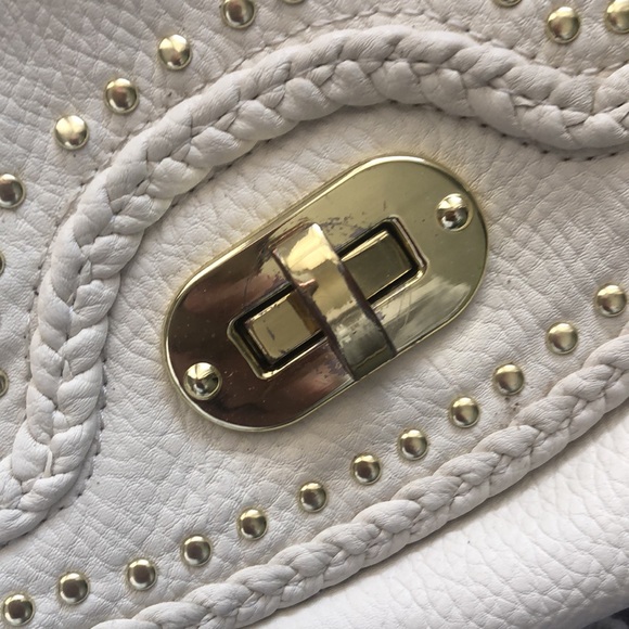 Olivia and Joy cream/white purse - Picture 2 of 10